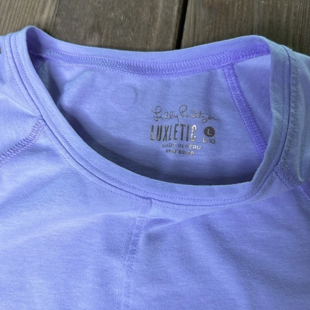 Girls Lilly Pulitzer Luxletic Lavender Tee Size Large (8/10)